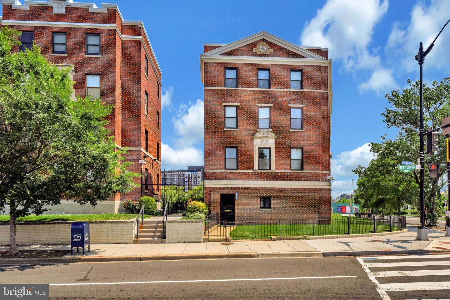 80 NEW YORK AVE NW #303, WASHINGTON, District Of Columbia 20001, 1 Bedroom Bedrooms, ,1 BathroomBathrooms,Residential,For sale,80 NEW YORK AVE NW #303,DCDC2209474 MLS # DCDC2209474 80 NEW YORK AVE NW #303, WASHINGTON, District Of Columbia 20001, 1 Bedroom Bedrooms, ,1 BathroomBathrooms,Residential,For sale,80 NEW YORK AVE NW #303,DCDC2209474 MLS # DCDC2209474