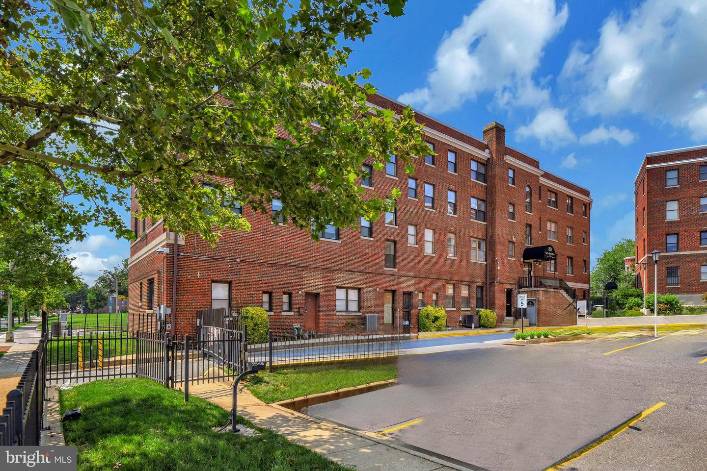 80 NEW YORK AVE NW #303, WASHINGTON, District Of Columbia 20001, 1 Bedroom Bedrooms, ,1 BathroomBathrooms,Residential,For sale,80 NEW YORK AVE NW #303,DCDC2209474 MLS # DCDC2209474 80 NEW YORK AVE NW #303, WASHINGTON, District Of Columbia 20001, 1 Bedroom Bedrooms, ,1 BathroomBathrooms,Residential,For sale,80 NEW YORK AVE NW #303,DCDC2209474 MLS # DCDC2209474