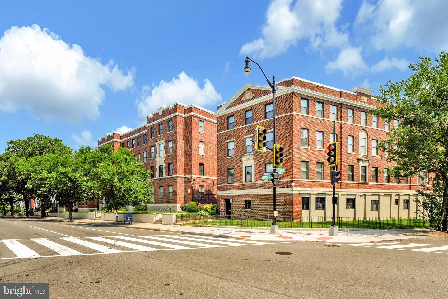 80 NEW YORK AVE NW #303, WASHINGTON, District Of Columbia 20001, 1 Bedroom Bedrooms, ,1 BathroomBathrooms,Residential,For sale,80 NEW YORK AVE NW #303,DCDC2209474 MLS # DCDC2209474 80 NEW YORK AVE NW #303, WASHINGTON, District Of Columbia 20001, 1 Bedroom Bedrooms, ,1 BathroomBathrooms,Residential,For sale,80 NEW YORK AVE NW #303,DCDC2209474 MLS # DCDC2209474