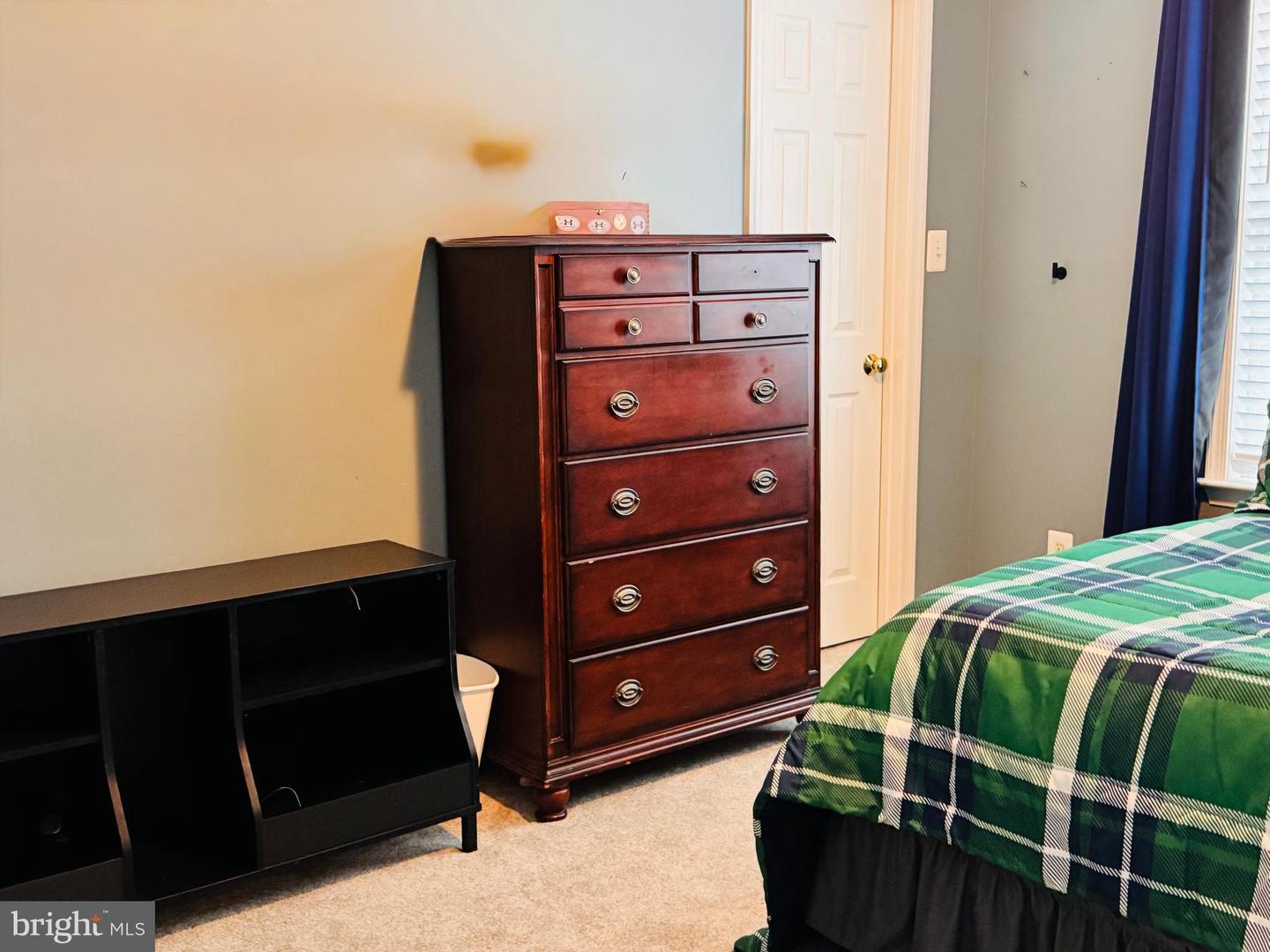 9402 HICKORY HILL DR, FREDERICKSBURG, Virginia 22408, 5 Bedrooms Bedrooms, ,2 BathroomsBathrooms,Residential,For sale,9402 HICKORY HILL DR,VASP2034564 MLS # VASP2034564