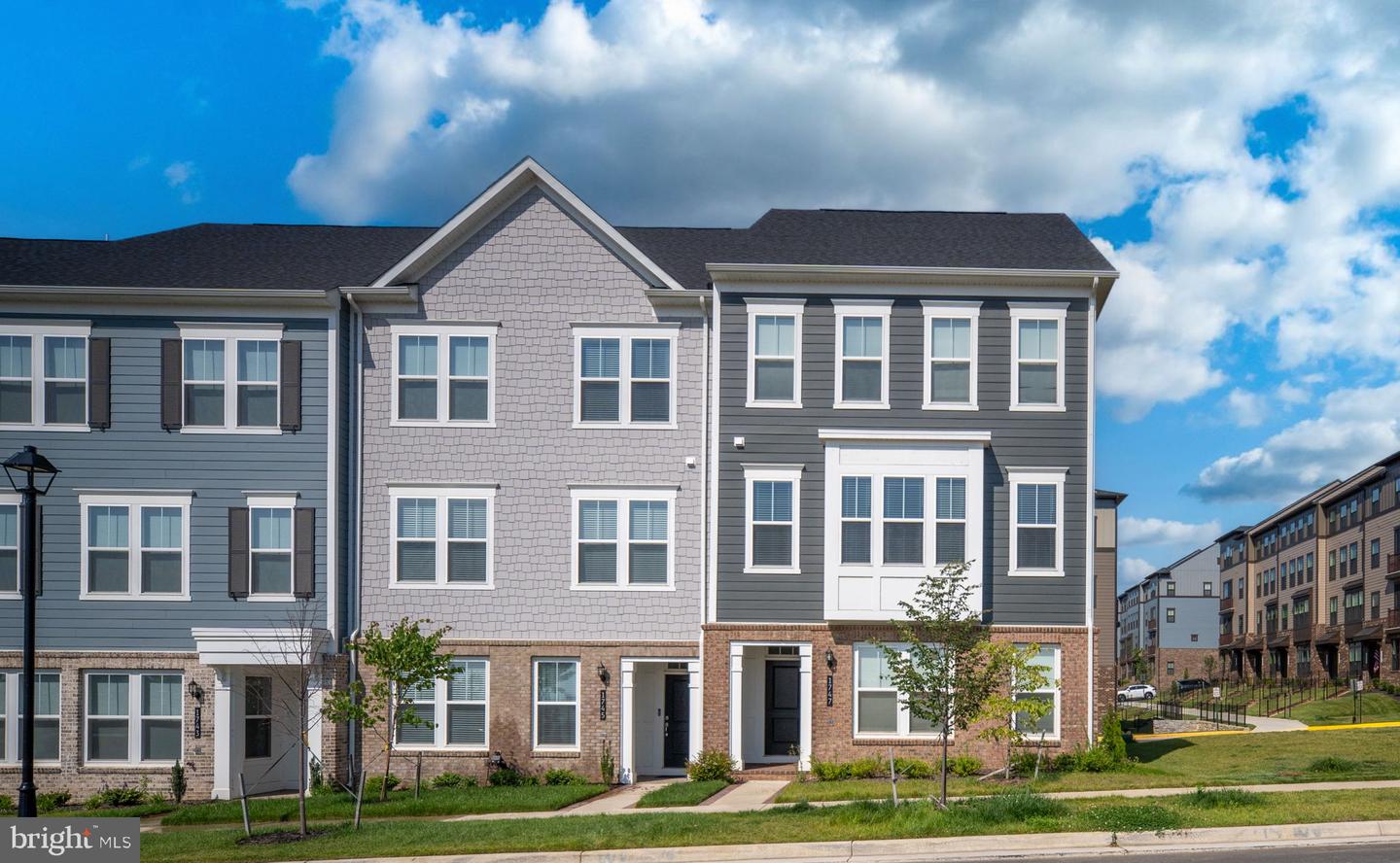 1747 RIVERBLUFF AVE, DUMFRIES, Virginia 22026, 4 Bedrooms Bedrooms, ,3 BathroomsBathrooms,Residential,For sale,1747 RIVERBLUFF AVE,VAPW2098780 MLS # VAPW2098780