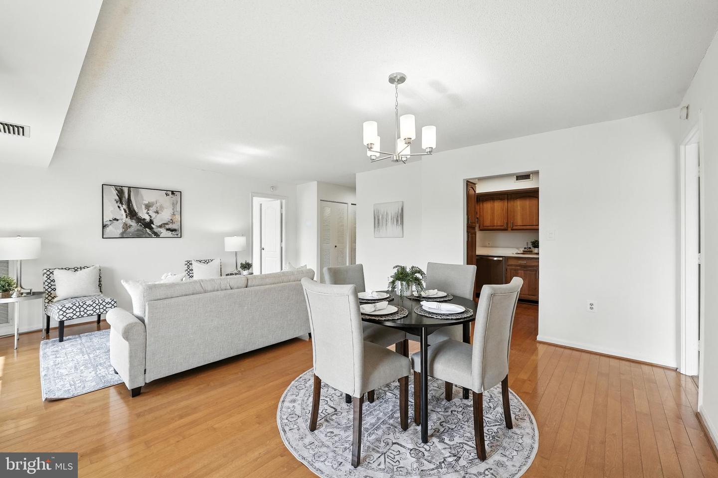 2230 GEORGE C MARSHALL DR #814, FALLS CHURCH, Virginia 22043, 2 Bedrooms Bedrooms, ,2 BathroomsBathrooms,Residential,For sale,2230 GEORGE C MARSHALL DR #814,VAFX2254362 MLS # VAFX2254362