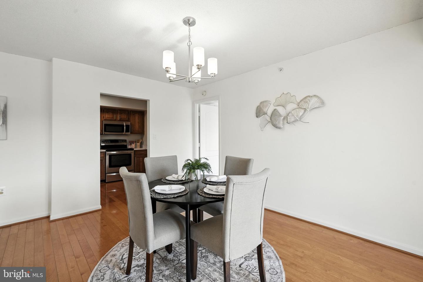 2230 GEORGE C MARSHALL DR #814, FALLS CHURCH, Virginia 22043, 2 Bedrooms Bedrooms, ,2 BathroomsBathrooms,Residential,For sale,2230 GEORGE C MARSHALL DR #814,VAFX2254362 MLS # VAFX2254362