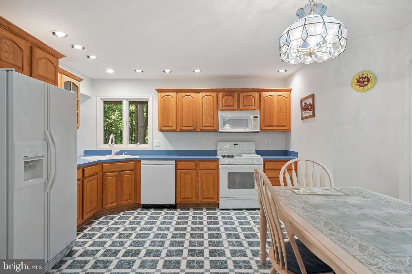 11115 ORLEAN VISTA DR, MARSHALL, Virginia 20115, 4 Bedrooms Bedrooms, ,3 BathroomsBathrooms,Residential,For sale,11115 ORLEAN VISTA DR,VAFQ2017374 MLS # VAFQ2017374