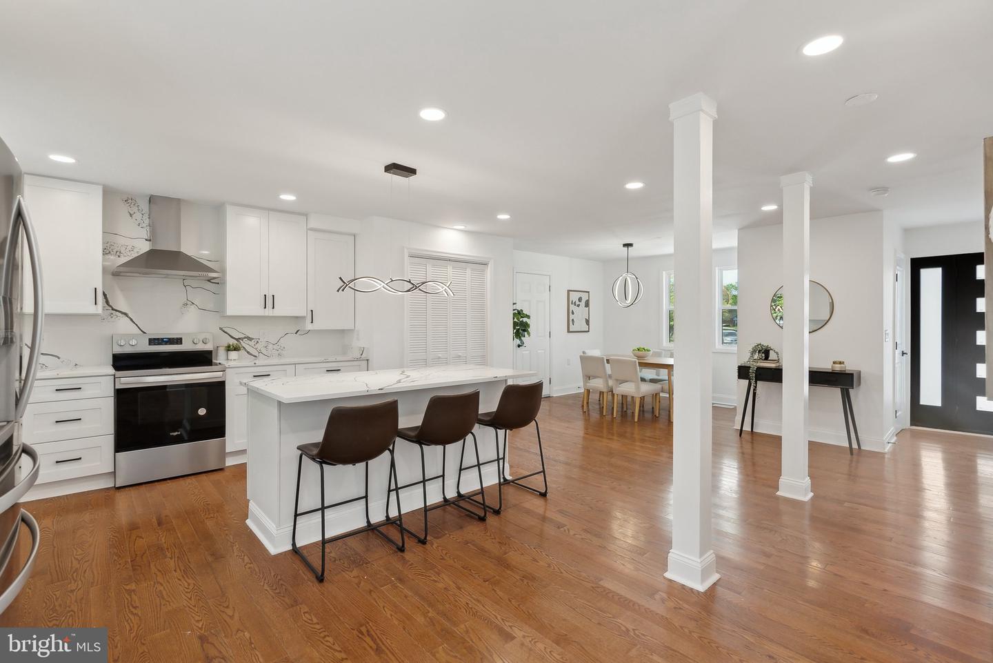 4773 FARNDON CT, FAIRFAX, Virginia 22032, 5 Bedrooms Bedrooms, ,3 BathroomsBathrooms,Residential,For sale,4773 FARNDON CT,VAFX2233584 MLS # VAFX2233584