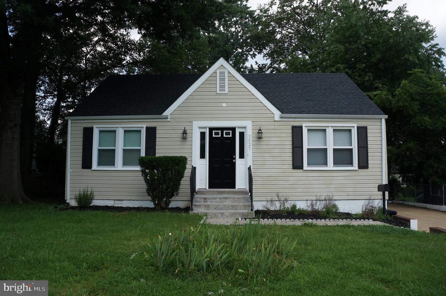 3027 WAYNE RD, FALLS CHURCH, Virginia 22042, 2 Bedrooms Bedrooms, ,1 BathroomBathrooms,Residential,For sale,3027 WAYNE RD,VAFX2234412 MLS # VAFX2234412