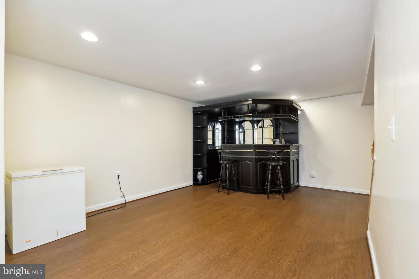 3599 WANDA CT, WOODBRIDGE, Virginia 22193, 5 Bedrooms Bedrooms, ,3 BathroomsBathrooms,Residential,For sale,3599 WANDA CT,VAPW2097562 MLS # VAPW2097562