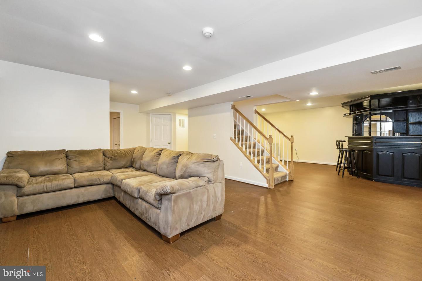 3599 WANDA CT, WOODBRIDGE, Virginia 22193, 5 Bedrooms Bedrooms, ,3 BathroomsBathrooms,Residential,For sale,3599 WANDA CT,VAPW2097562 MLS # VAPW2097562