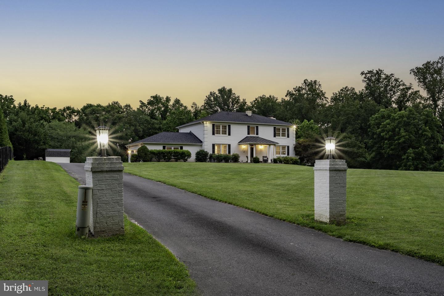 13111 SPRINGDALE ESTATES RD, CLIFTON, Virginia 20124, 5 Bedrooms Bedrooms, 15 Rooms Rooms,3 BathroomsBathrooms,Residential,For sale,13111 SPRINGDALE ESTATES RD,VAFX2250580 MLS # VAFX2250580