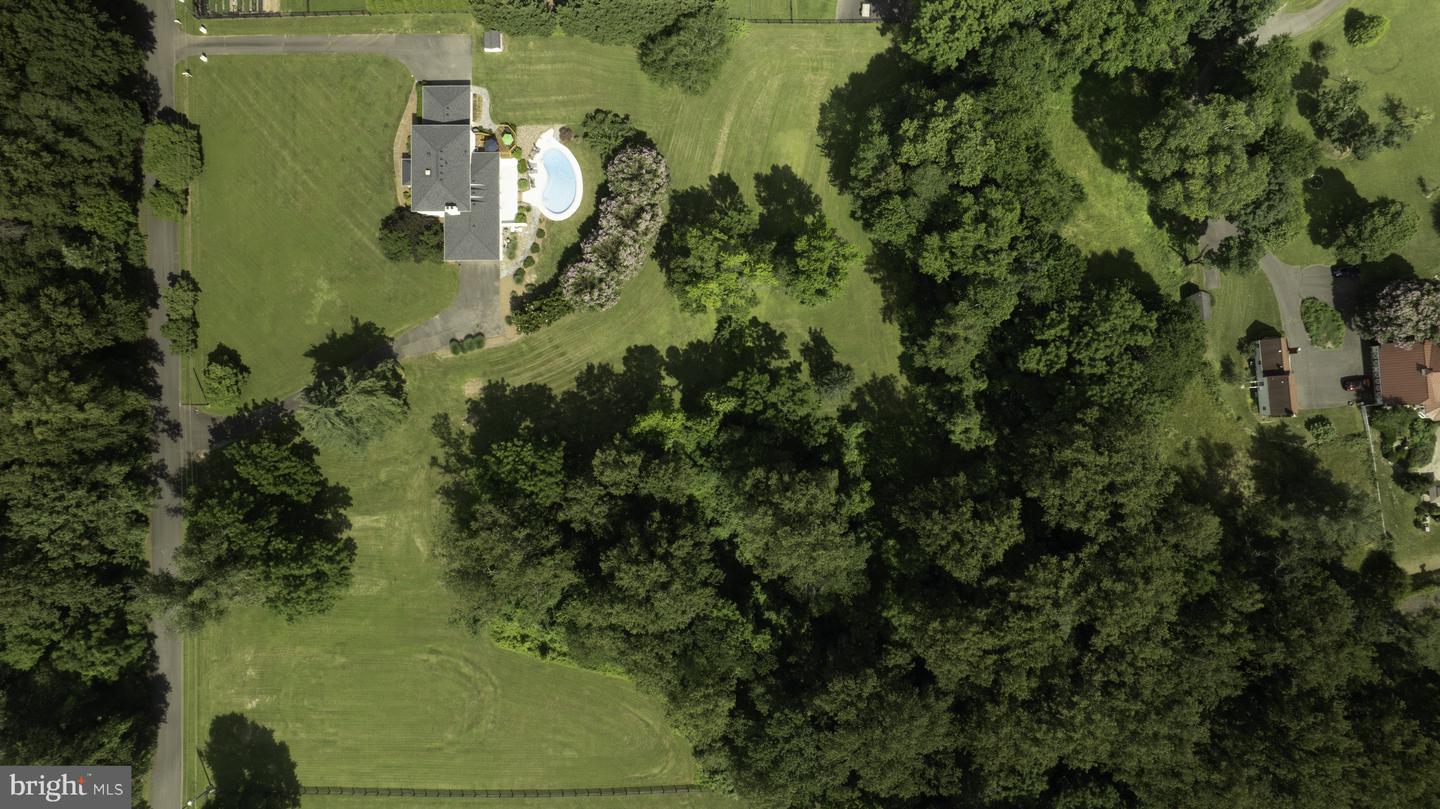 13111 SPRINGDALE ESTATES RD, CLIFTON, Virginia 20124, 5 Bedrooms Bedrooms, 15 Rooms Rooms,3 BathroomsBathrooms,Residential,For sale,13111 SPRINGDALE ESTATES RD,VAFX2250580 MLS # VAFX2250580