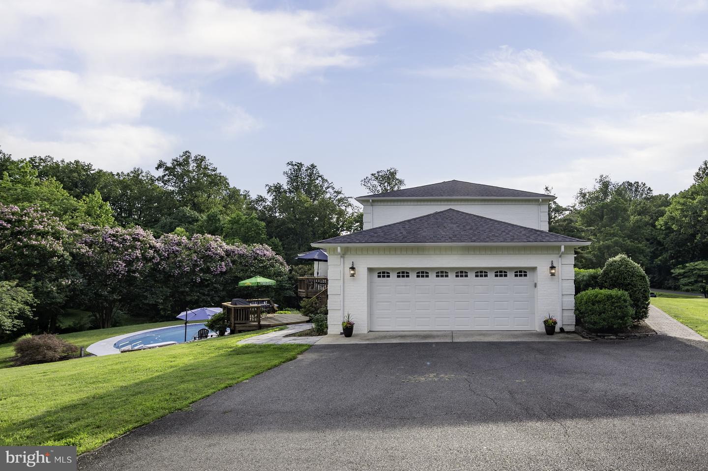 13111 SPRINGDALE ESTATES RD, CLIFTON, Virginia 20124, 5 Bedrooms Bedrooms, 15 Rooms Rooms,3 BathroomsBathrooms,Residential,For sale,13111 SPRINGDALE ESTATES RD,VAFX2250580 MLS # VAFX2250580