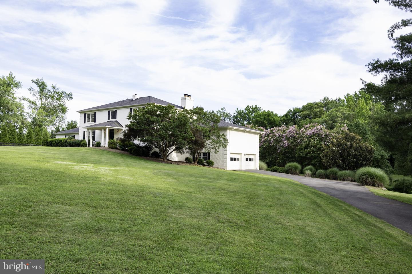 13111 SPRINGDALE ESTATES RD, CLIFTON, Virginia 20124, 5 Bedrooms Bedrooms, 15 Rooms Rooms,3 BathroomsBathrooms,Residential,For sale,13111 SPRINGDALE ESTATES RD,VAFX2250580 MLS # VAFX2250580
