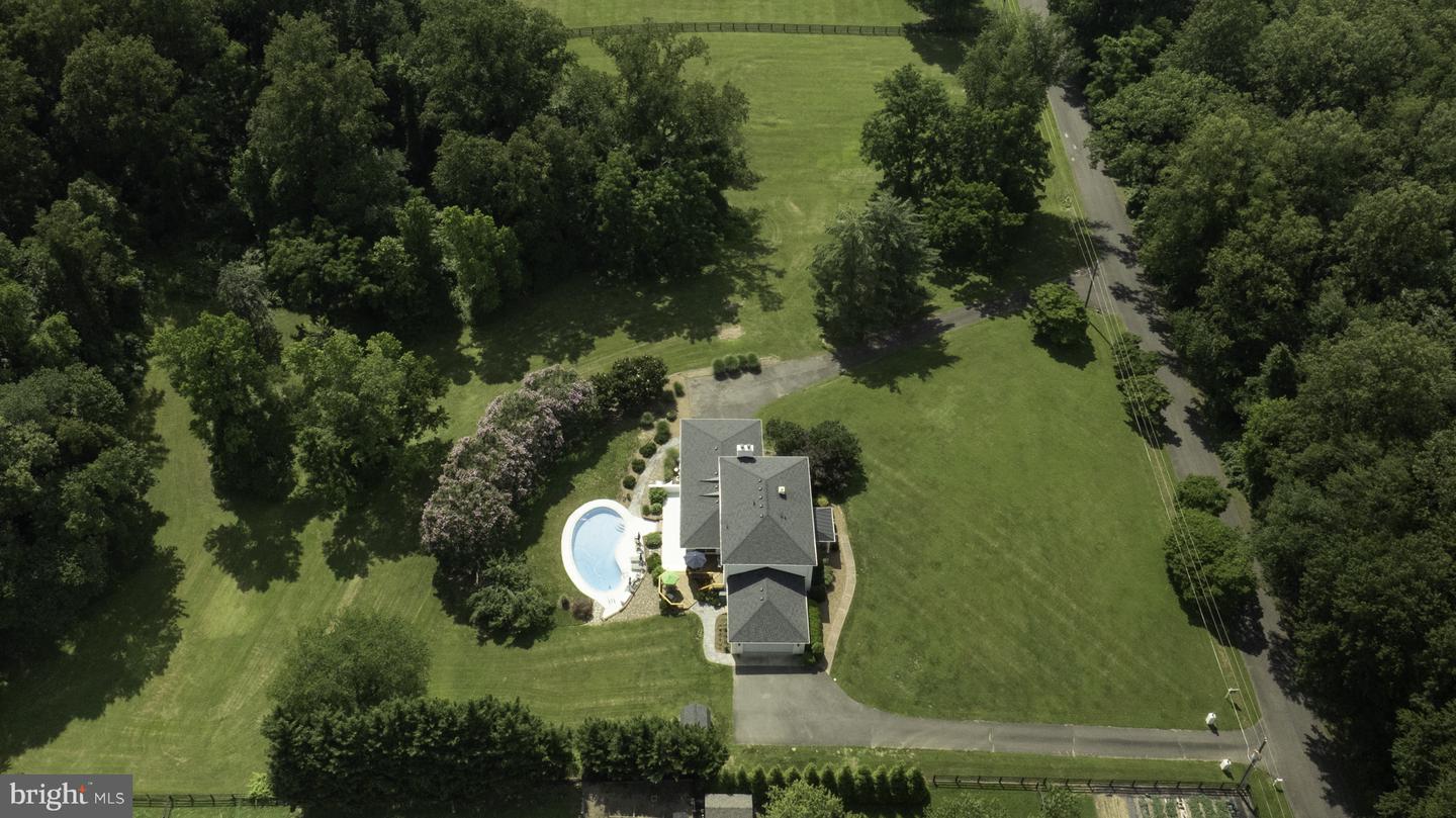 13111 SPRINGDALE ESTATES RD, CLIFTON, Virginia 20124, 5 Bedrooms Bedrooms, 15 Rooms Rooms,3 BathroomsBathrooms,Residential,For sale,13111 SPRINGDALE ESTATES RD,VAFX2250580 MLS # VAFX2250580