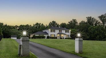 13111 SPRINGDALE ESTATES RD, CLIFTON, Virginia 20124, 5 Bedrooms Bedrooms, 15 Rooms Rooms,3 BathroomsBathrooms,Residential,For sale,13111 SPRINGDALE ESTATES RD,VAFX2250580 MLS # VAFX2250580