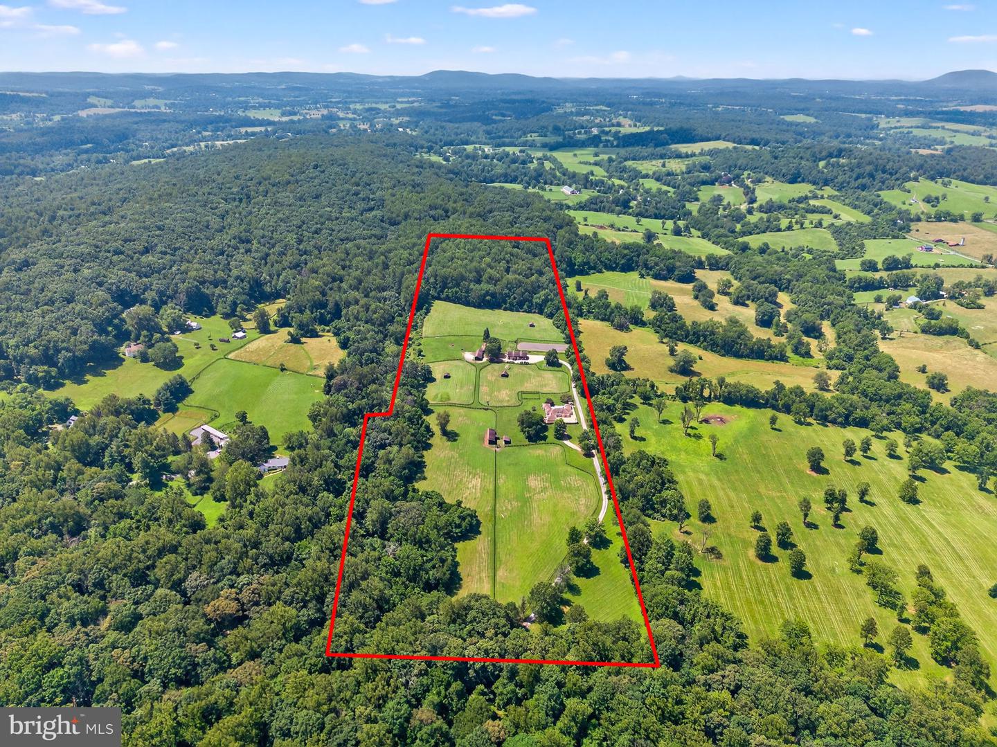 6289 COON TREE RD, THE PLAINS, Virginia 20198, 2 Bedrooms Bedrooms, ,2 BathroomsBathrooms,Residential,For sale,6289 COON TREE RD,VAFQ2017262 MLS # VAFQ2017262
