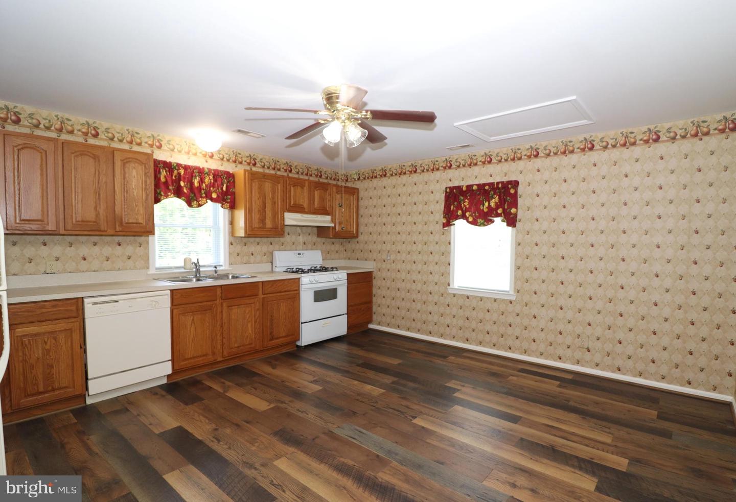 2575 COURTNEY SCHOOL RD, MIDLAND, Virginia 22728, 2 Bedrooms Bedrooms, ,1 BathroomBathrooms,Residential,For sale,2575 COURTNEY SCHOOL RD,VAFQ2017334 MLS # VAFQ2017334