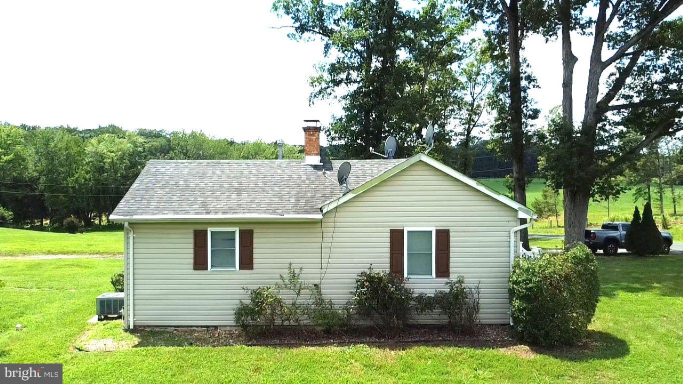 2575 COURTNEY SCHOOL RD, MIDLAND, Virginia 22728, 2 Bedrooms Bedrooms, ,1 BathroomBathrooms,Residential,For sale,2575 COURTNEY SCHOOL RD,VAFQ2017334 MLS # VAFQ2017334