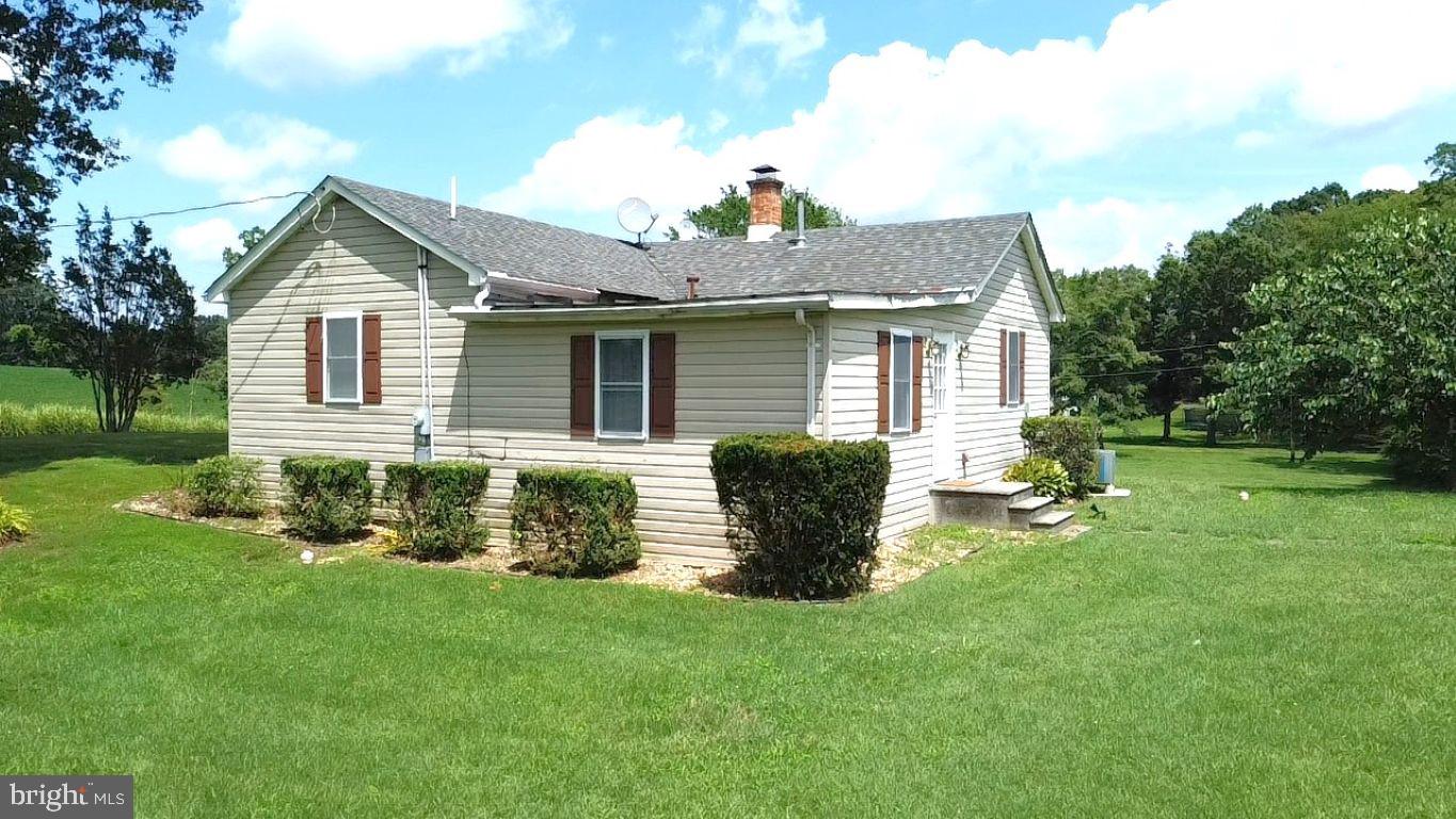 2575 COURTNEY SCHOOL RD, MIDLAND, Virginia 22728, 2 Bedrooms Bedrooms, ,1 BathroomBathrooms,Residential,For sale,2575 COURTNEY SCHOOL RD,VAFQ2017334 MLS # VAFQ2017334