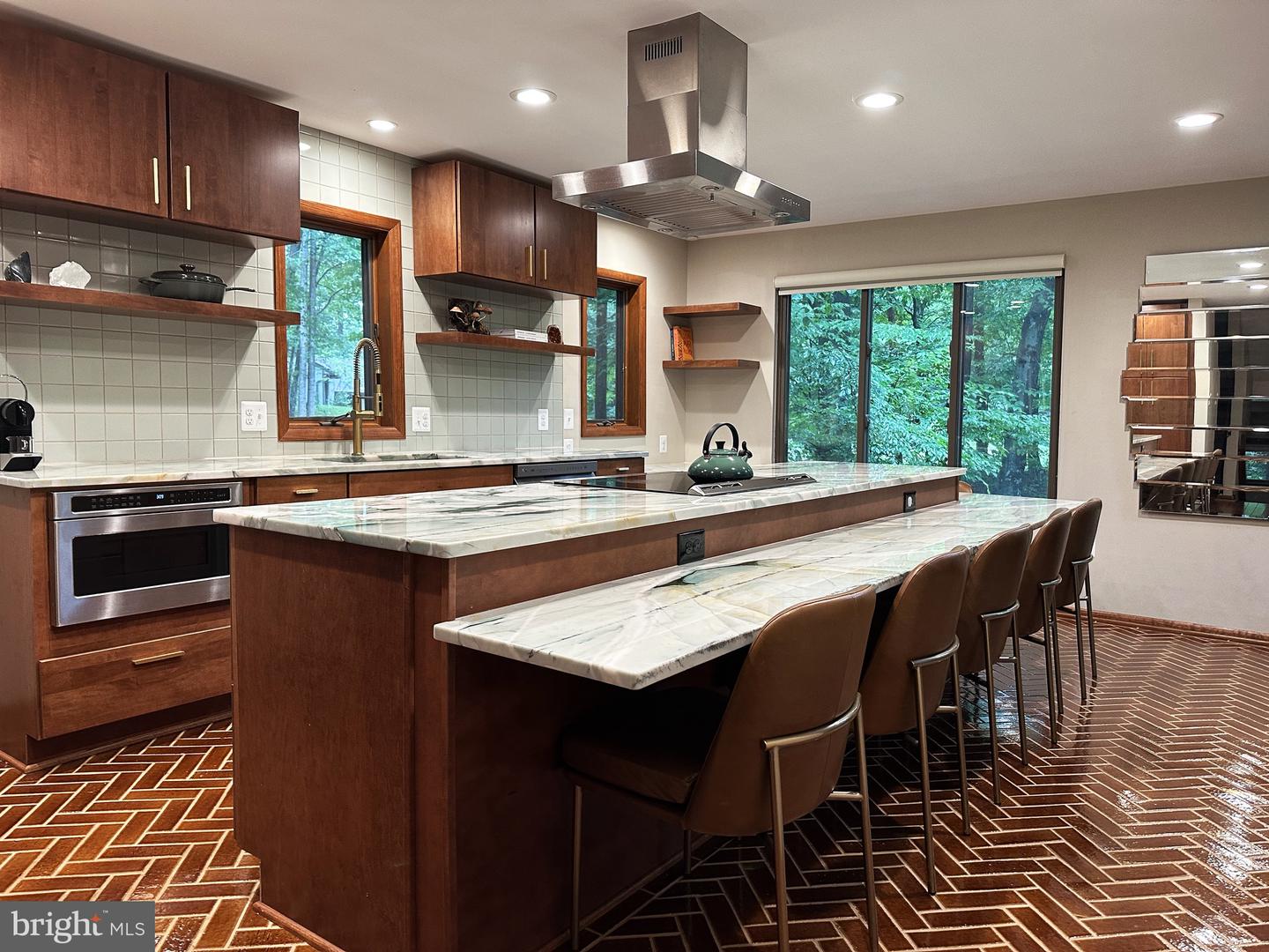 6303 OCCOQUAN FOREST DR, MANASSAS, Virginia 20112, 5 Bedrooms Bedrooms, 8 Rooms Rooms,2 BathroomsBathrooms,Residential,For sale,6303 OCCOQUAN FOREST DR,VAPW2098748 MLS # VAPW2098748