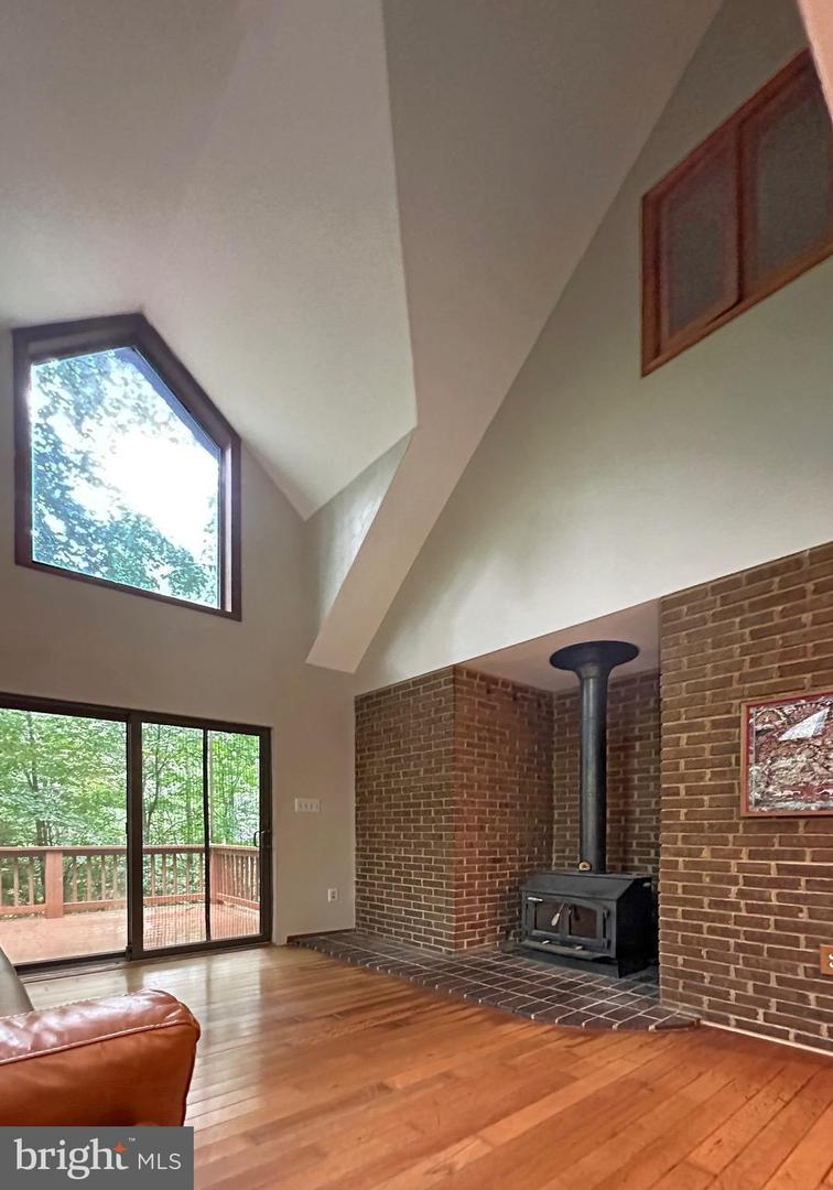 6303 OCCOQUAN FOREST DR, MANASSAS, Virginia 20112, 5 Bedrooms Bedrooms, 8 Rooms Rooms,2 BathroomsBathrooms,Residential,For sale,6303 OCCOQUAN FOREST DR,VAPW2098748 MLS # VAPW2098748