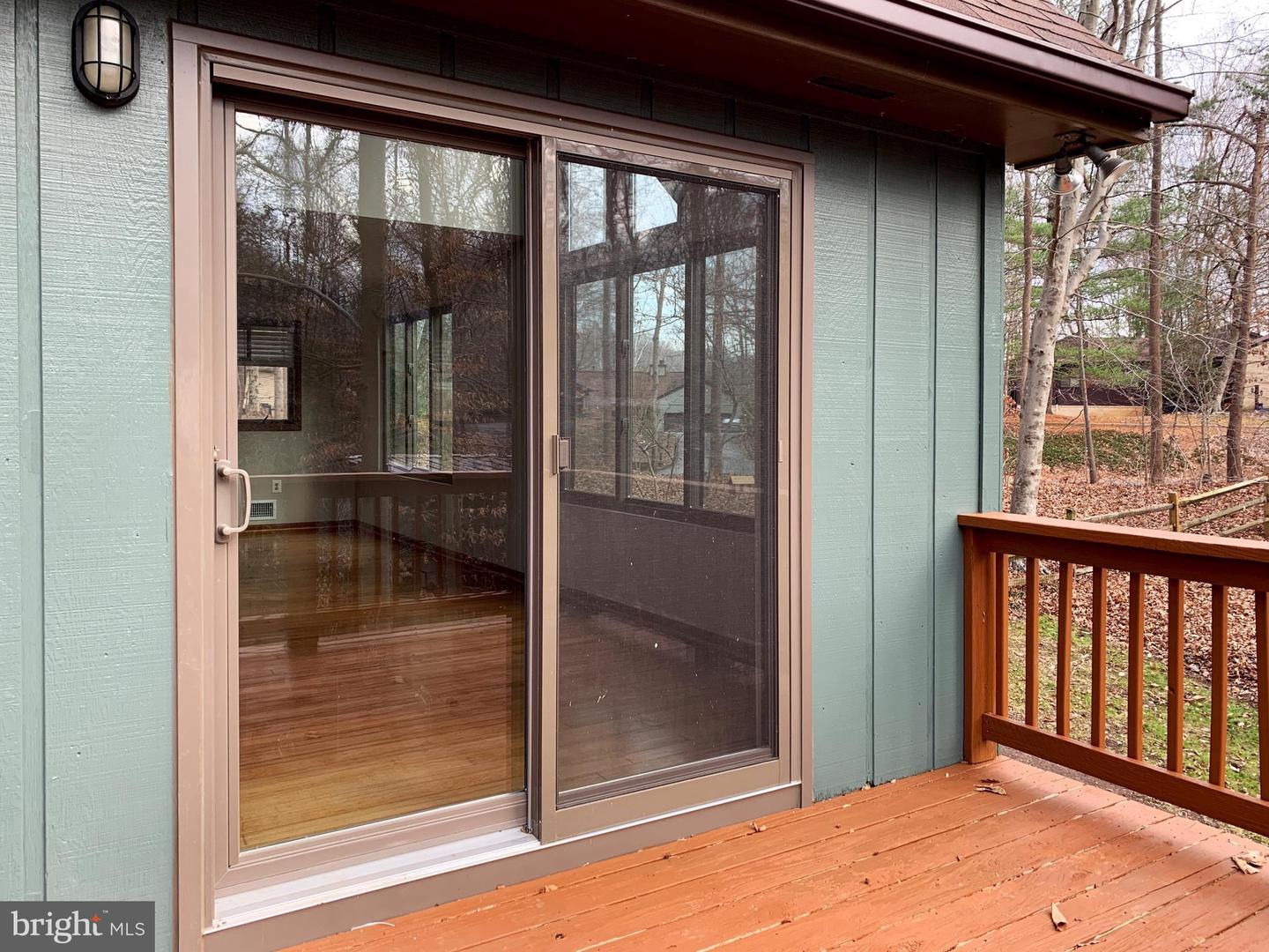 6303 OCCOQUAN FOREST DR, MANASSAS, Virginia 20112, 5 Bedrooms Bedrooms, 8 Rooms Rooms,2 BathroomsBathrooms,Residential,For sale,6303 OCCOQUAN FOREST DR,VAPW2098748 MLS # VAPW2098748
