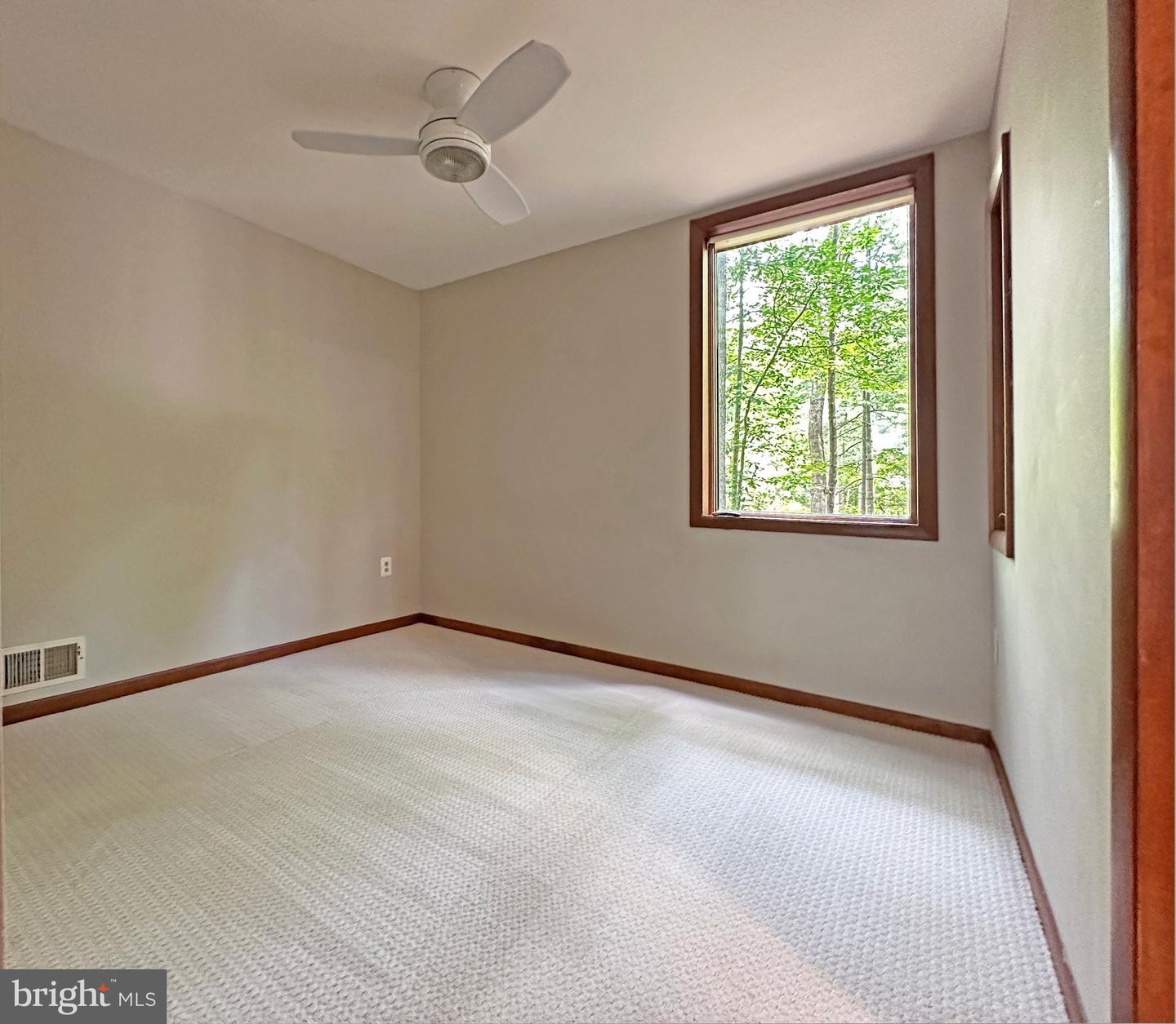 6303 OCCOQUAN FOREST DR, MANASSAS, Virginia 20112, 5 Bedrooms Bedrooms, 8 Rooms Rooms,2 BathroomsBathrooms,Residential,For sale,6303 OCCOQUAN FOREST DR,VAPW2098748 MLS # VAPW2098748