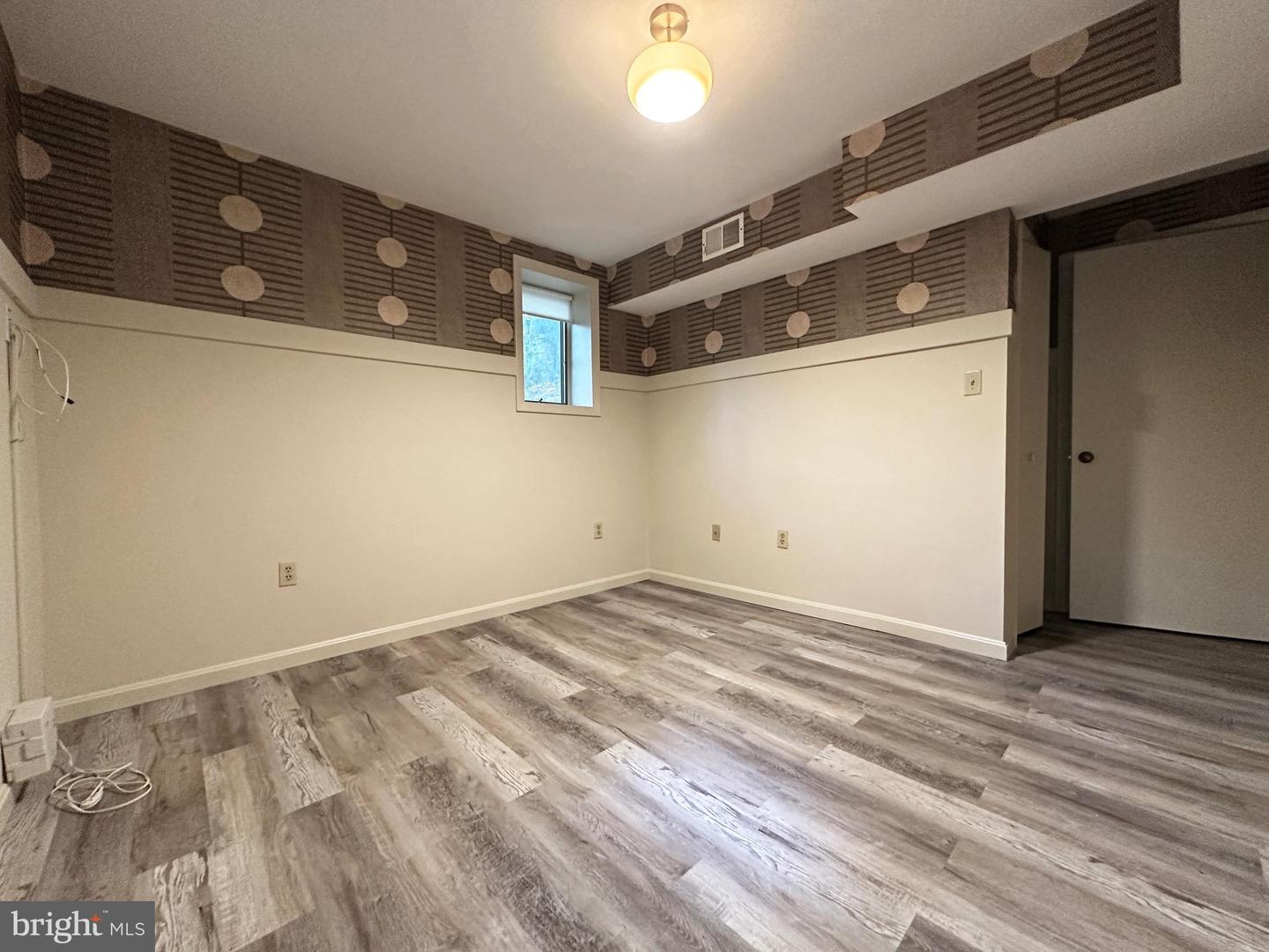 6303 OCCOQUAN FOREST DR, MANASSAS, Virginia 20112, 5 Bedrooms Bedrooms, 8 Rooms Rooms,2 BathroomsBathrooms,Residential,For sale,6303 OCCOQUAN FOREST DR,VAPW2098748 MLS # VAPW2098748