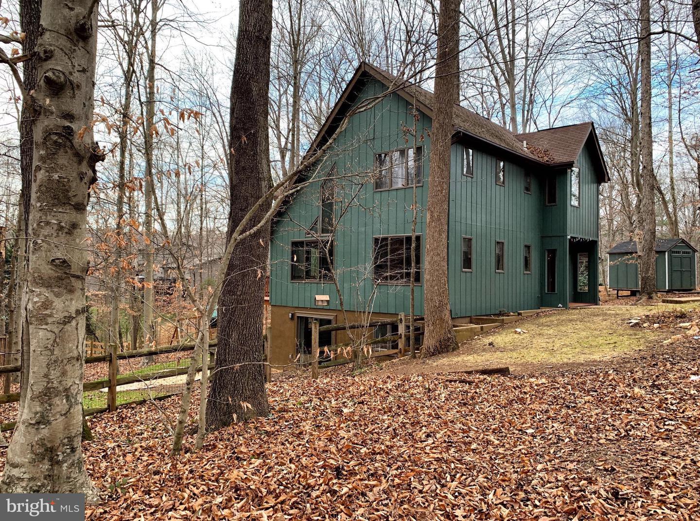 6303 OCCOQUAN FOREST DR, MANASSAS, Virginia 20112, 5 Bedrooms Bedrooms, 8 Rooms Rooms,2 BathroomsBathrooms,Residential,For sale,6303 OCCOQUAN FOREST DR,VAPW2098748 MLS # VAPW2098748