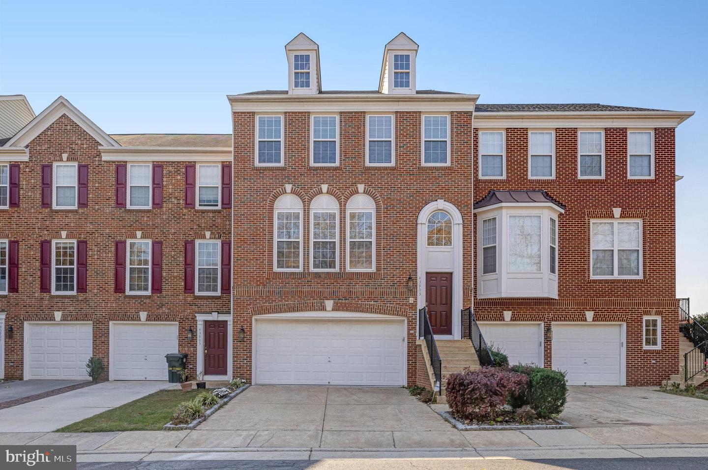 43903 THORNCROFT TER, ASHBURN, Virginia 20148, 3 Bedrooms Bedrooms, ,2 BathroomsBathrooms,Residential,For sale,43903 THORNCROFT TER,VALO2101472 MLS # VALO2101472