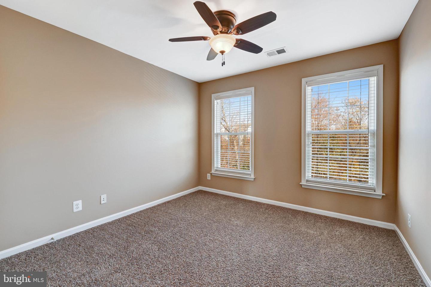 43903 THORNCROFT TER, ASHBURN, Virginia 20148, 3 Bedrooms Bedrooms, ,2 BathroomsBathrooms,Residential,For sale,43903 THORNCROFT TER,VALO2101472 MLS # VALO2101472