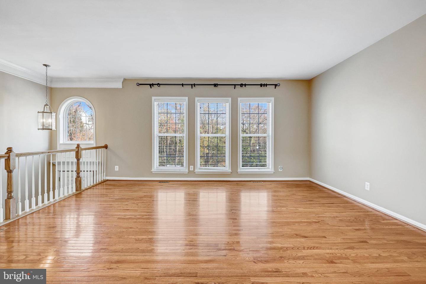 43903 THORNCROFT TER, ASHBURN, Virginia 20148, 3 Bedrooms Bedrooms, ,2 BathroomsBathrooms,Residential,For sale,43903 THORNCROFT TER,VALO2101472 MLS # VALO2101472