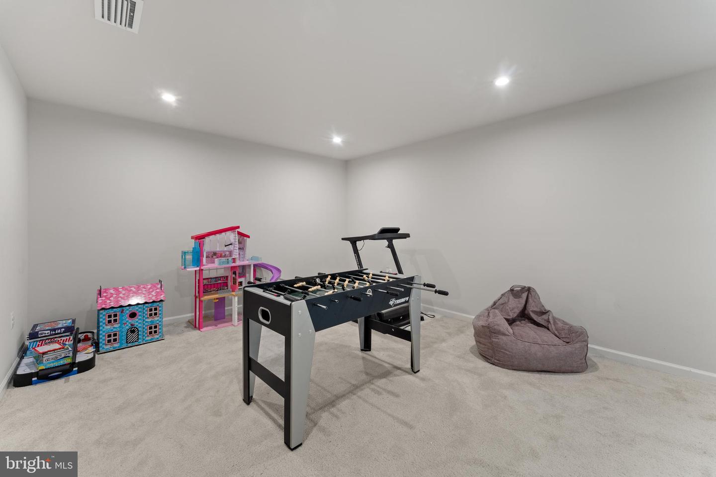 8734 GREENWAY DR, SPOTSYLVANIA, Virginia 22551, 4 Bedrooms Bedrooms, ,3 BathroomsBathrooms,Residential,For sale,8734 GREENWAY DR,VASP2034558 MLS # VASP2034558