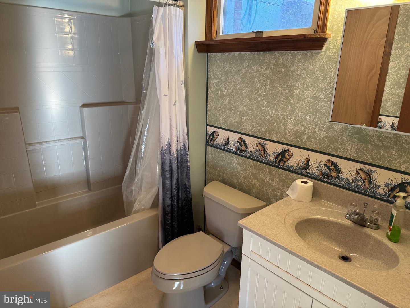 93 RED BUD LN, FORT VALLEY, Virginia 22652, 4 Bedrooms Bedrooms, ,3 BathroomsBathrooms,Residential,For sale,93 RED BUD LN,VASH2011950 MLS # VASH2011950