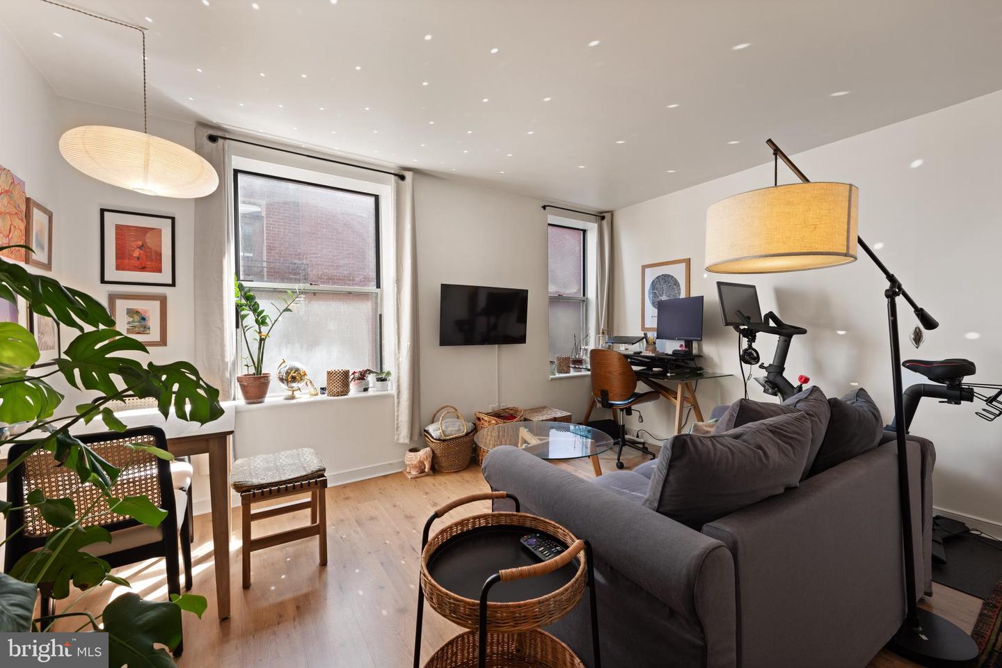2611 ADAMS MILL RD NW #208, WASHINGTON, District Of Columbia 20009, 1 Bedroom Bedrooms, ,1 BathroomBathrooms,Residential,For sale,2611 ADAMS MILL RD NW #208,DCDC2209516 MLS # DCDC2209516