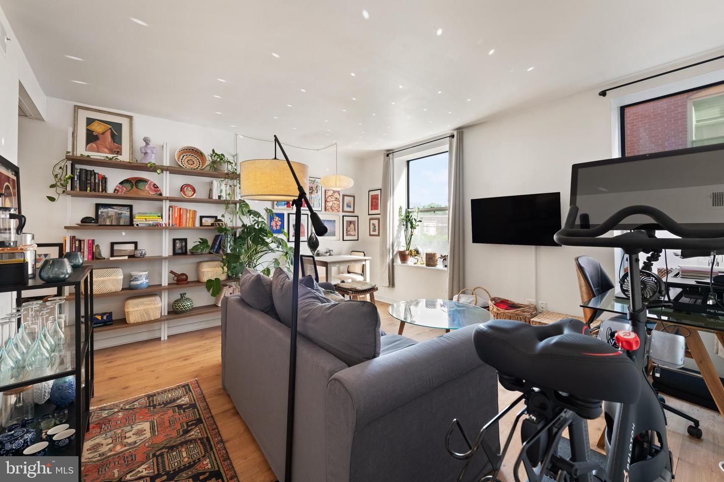 2611 ADAMS MILL RD NW #208, WASHINGTON, District Of Columbia 20009, 1 Bedroom Bedrooms, ,1 BathroomBathrooms,Residential,For sale,2611 ADAMS MILL RD NW #208,DCDC2209516 MLS # DCDC2209516
