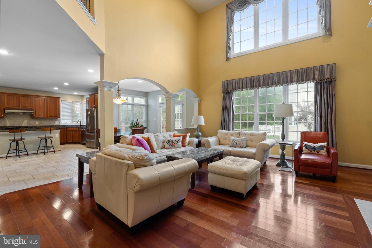 4831 CROSS MEADOW PL, CHANTILLY, Virginia 20151, 5 Bedrooms Bedrooms, ,4 BathroomsBathrooms,Residential,For sale,4831 CROSS MEADOW PL,VAFX2254394 MLS # VAFX2254394