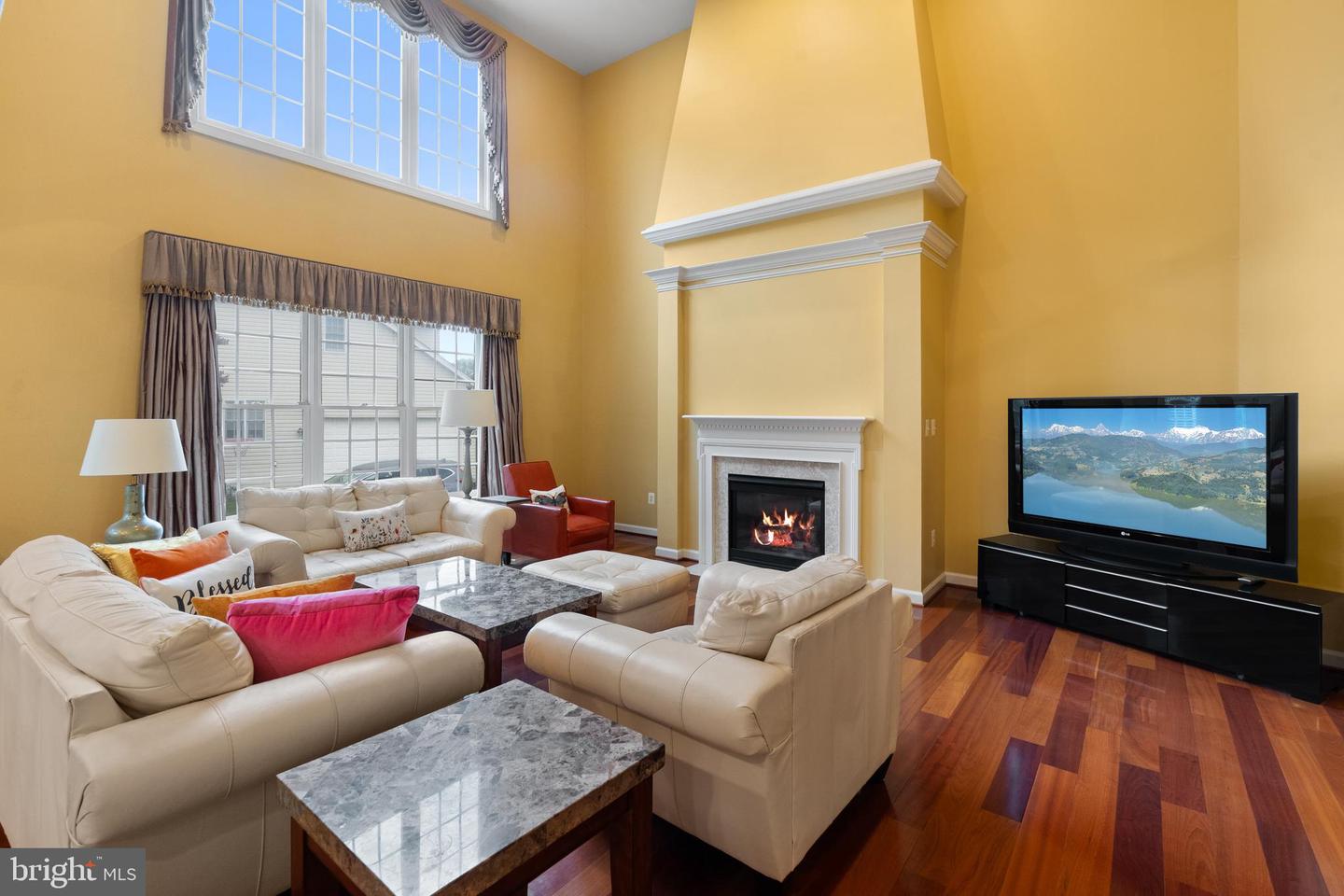4831 CROSS MEADOW PL, CHANTILLY, Virginia 20151, 5 Bedrooms Bedrooms, ,4 BathroomsBathrooms,Residential,For sale,4831 CROSS MEADOW PL,VAFX2254394 MLS # VAFX2254394