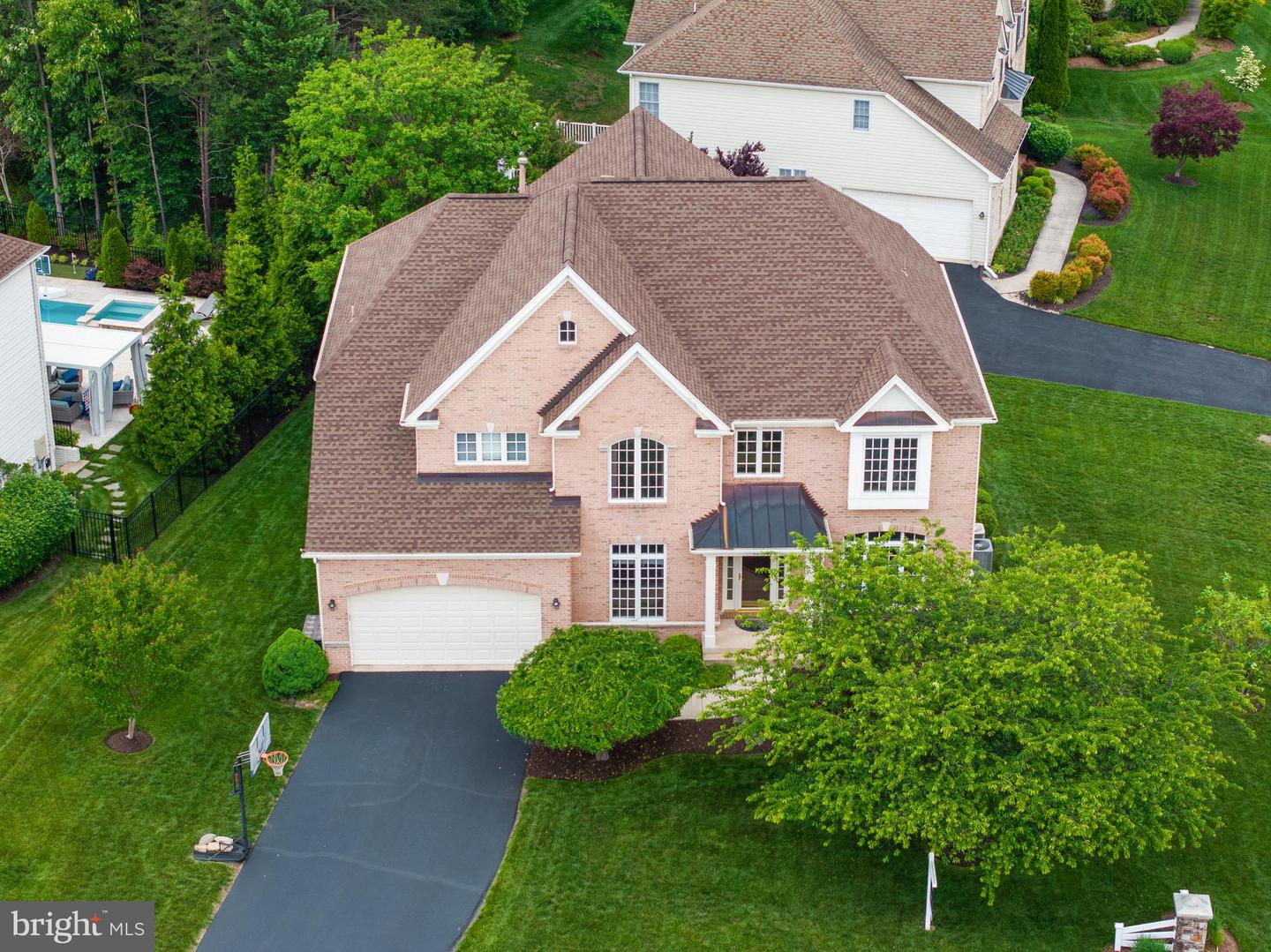 4831 CROSS MEADOW PL, CHANTILLY, Virginia 20151, 5 Bedrooms Bedrooms, ,4 BathroomsBathrooms,Residential,For sale,4831 CROSS MEADOW PL,VAFX2254394 MLS # VAFX2254394