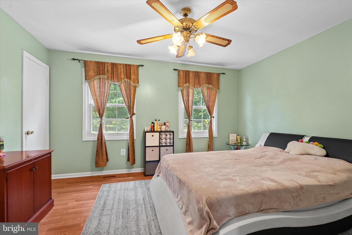 8695 CARLTON DR, MANASSAS, Virginia 20110, 3 Bedrooms Bedrooms, ,1 BathroomBathrooms,Residential,For sale,8695 CARLTON DR,VAMN2008650 MLS # VAMN2008650