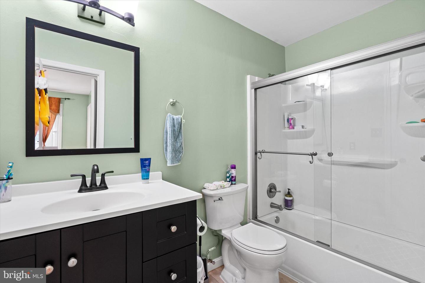 8695 CARLTON DR, MANASSAS, Virginia 20110, 3 Bedrooms Bedrooms, ,1 BathroomBathrooms,Residential,For sale,8695 CARLTON DR,VAMN2008650 MLS # VAMN2008650