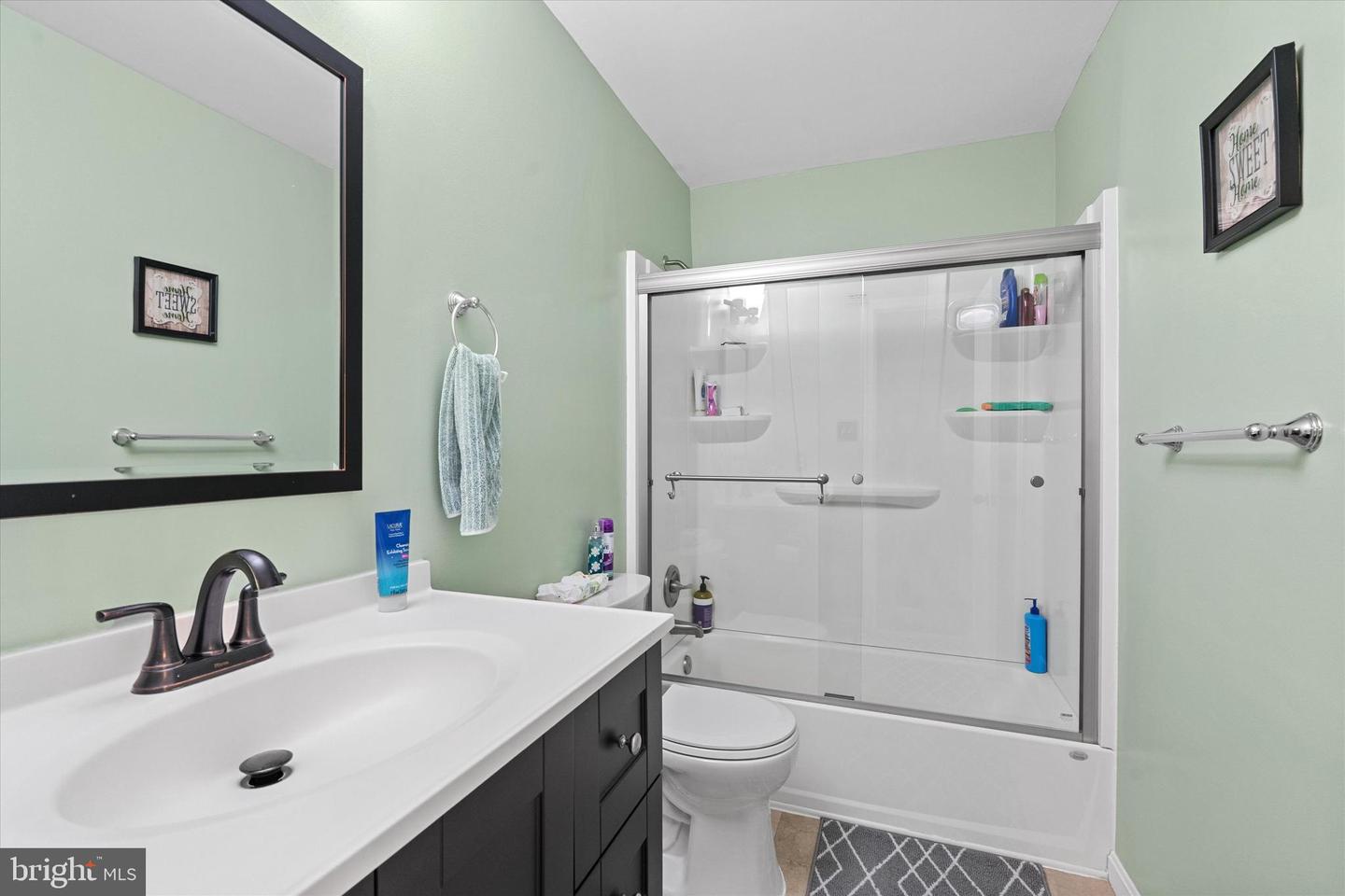 8695 CARLTON DR, MANASSAS, Virginia 20110, 3 Bedrooms Bedrooms, ,1 BathroomBathrooms,Residential,For sale,8695 CARLTON DR,VAMN2008650 MLS # VAMN2008650