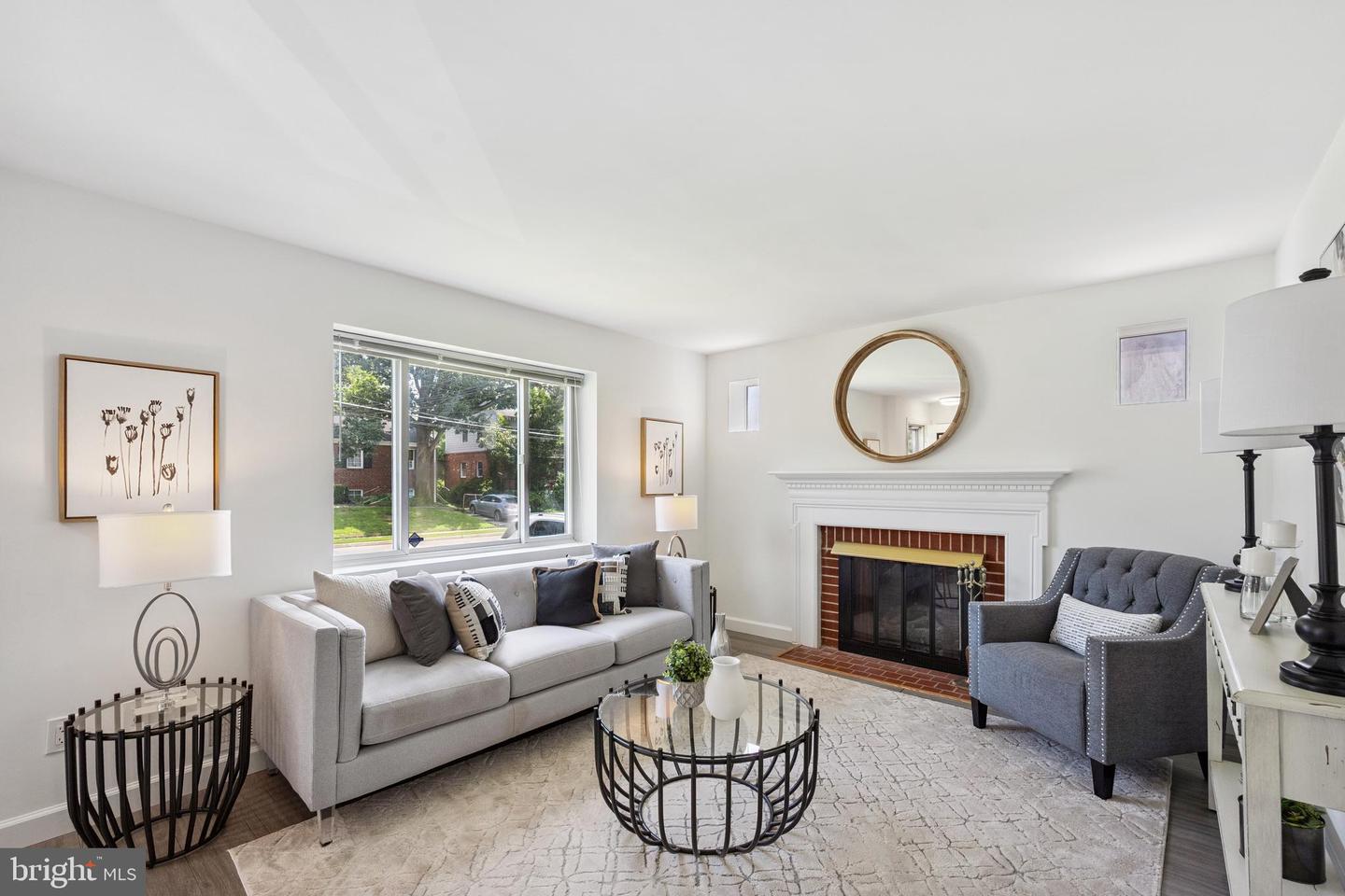 4756 6TH ST S, ARLINGTON, Virginia 22204, 3 Bedrooms Bedrooms, ,2 BathroomsBathrooms,Residential,For sale,4756 6TH ST S,VAAR2055622 MLS # VAAR2055622