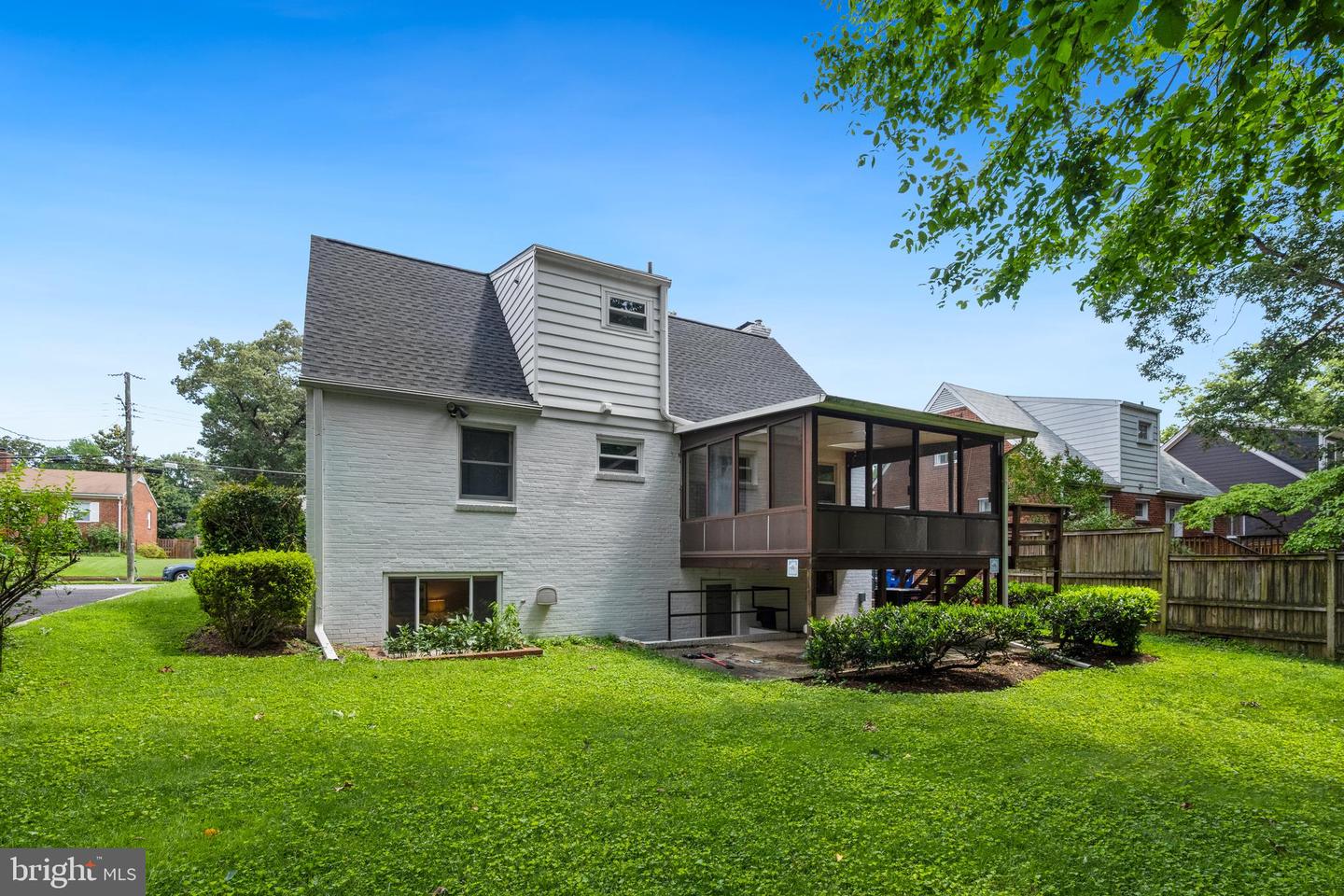 4756 6TH ST S, ARLINGTON, Virginia 22204, 3 Bedrooms Bedrooms, ,2 BathroomsBathrooms,Residential,For sale,4756 6TH ST S,VAAR2055622 MLS # VAAR2055622
