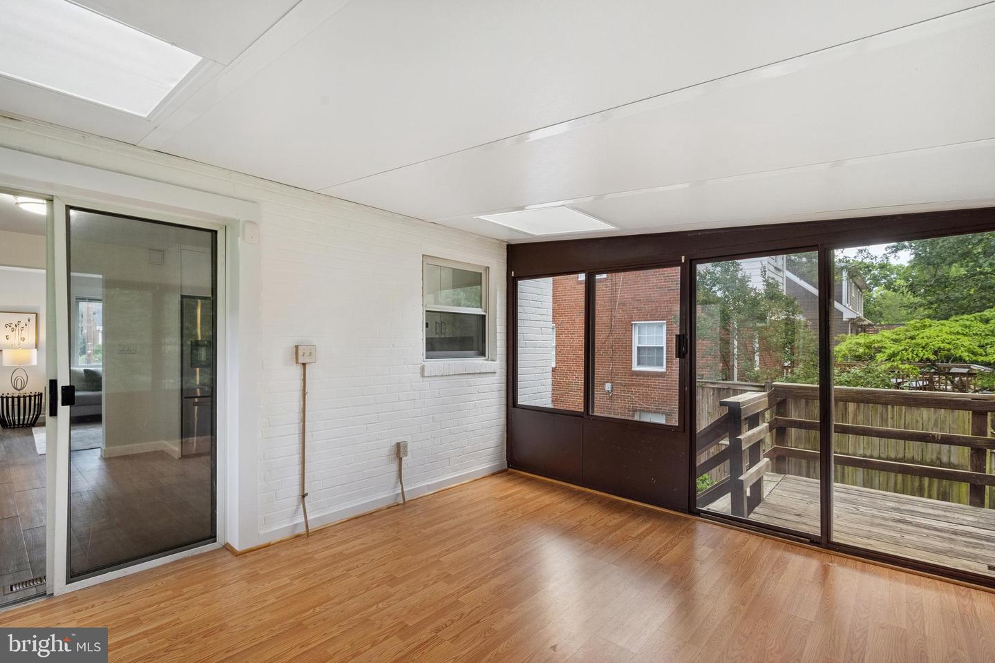 4756 6TH ST S, ARLINGTON, Virginia 22204, 3 Bedrooms Bedrooms, ,2 BathroomsBathrooms,Residential,For sale,4756 6TH ST S,VAAR2055622 MLS # VAAR2055622