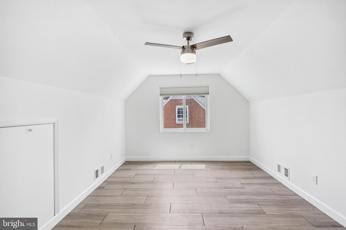 4756 6TH ST S, ARLINGTON, Virginia 22204, 3 Bedrooms Bedrooms, ,2 BathroomsBathrooms,Residential,For sale,4756 6TH ST S,VAAR2055622 MLS # VAAR2055622