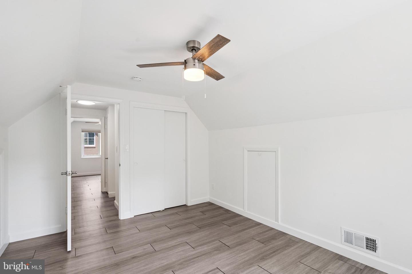 4756 6TH ST S, ARLINGTON, Virginia 22204, 3 Bedrooms Bedrooms, ,2 BathroomsBathrooms,Residential,For sale,4756 6TH ST S,VAAR2055622 MLS # VAAR2055622