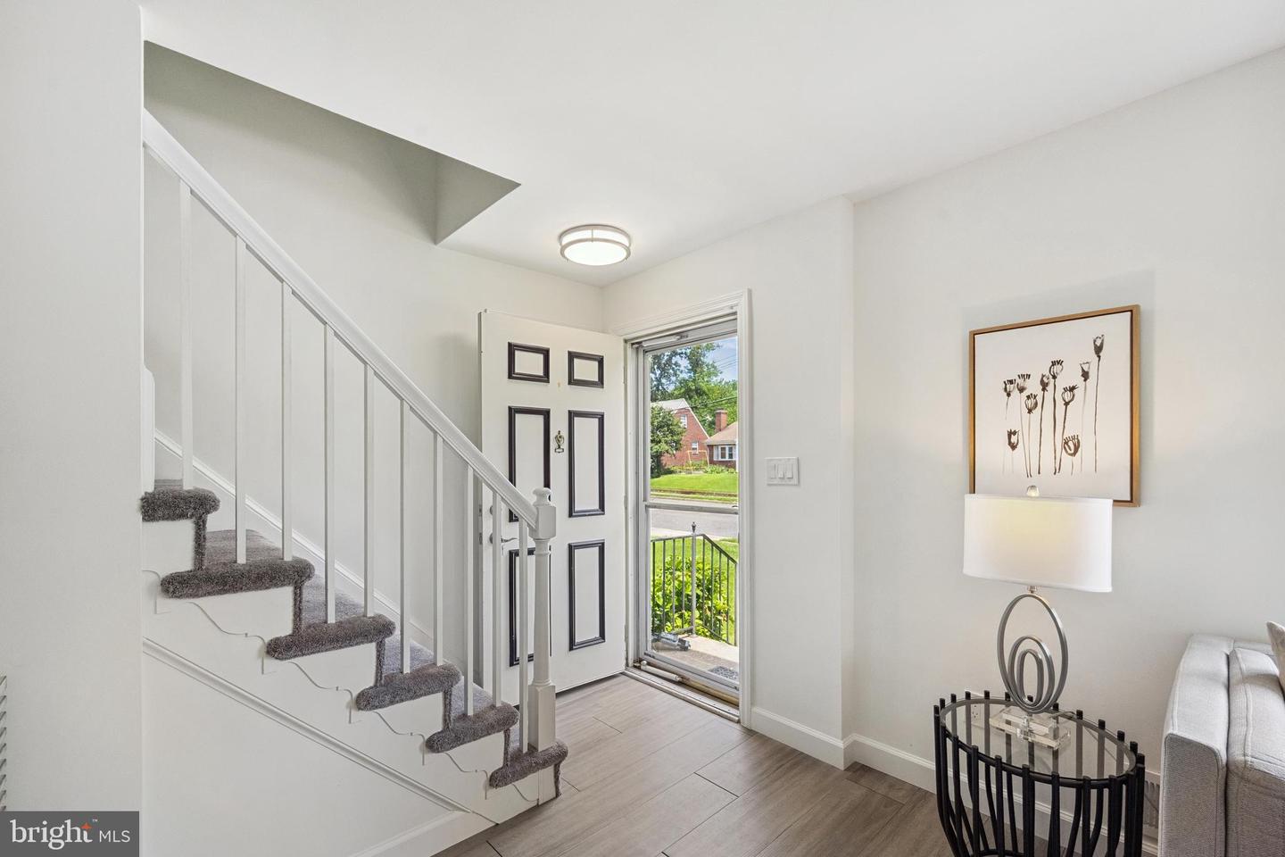 4756 6TH ST S, ARLINGTON, Virginia 22204, 3 Bedrooms Bedrooms, ,2 BathroomsBathrooms,Residential,For sale,4756 6TH ST S,VAAR2055622 MLS # VAAR2055622