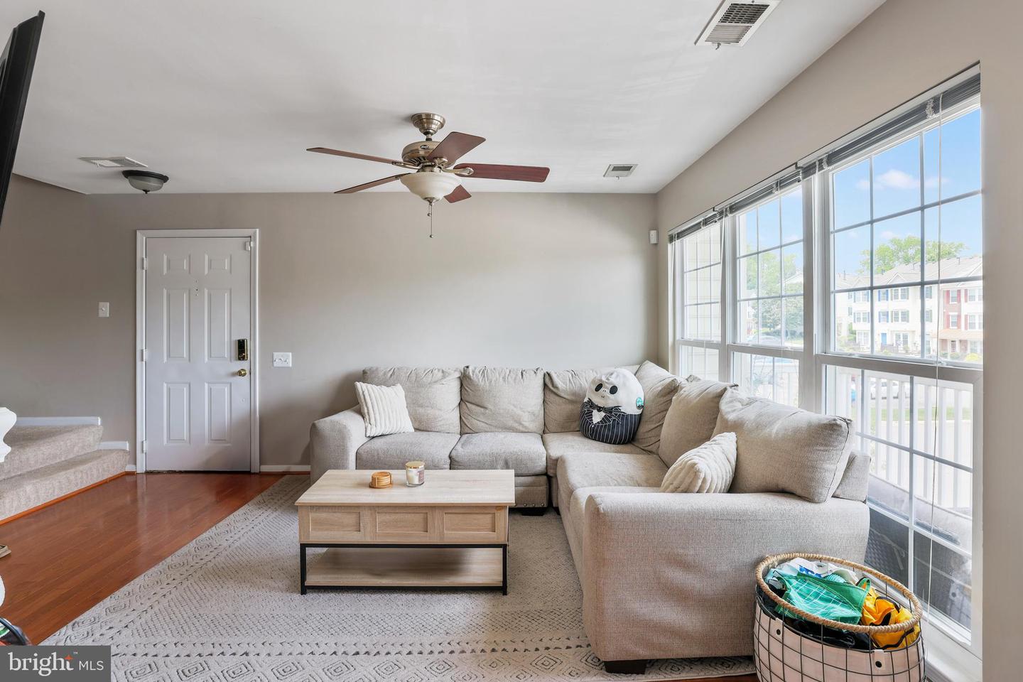 9230 CARDINAL FOREST LN #301, LORTON, Virginia 22079, 2 Bedrooms Bedrooms, ,1 BathroomBathrooms,Residential,For sale,9230 CARDINAL FOREST LN #301,VAFX2246804 MLS # VAFX2246804