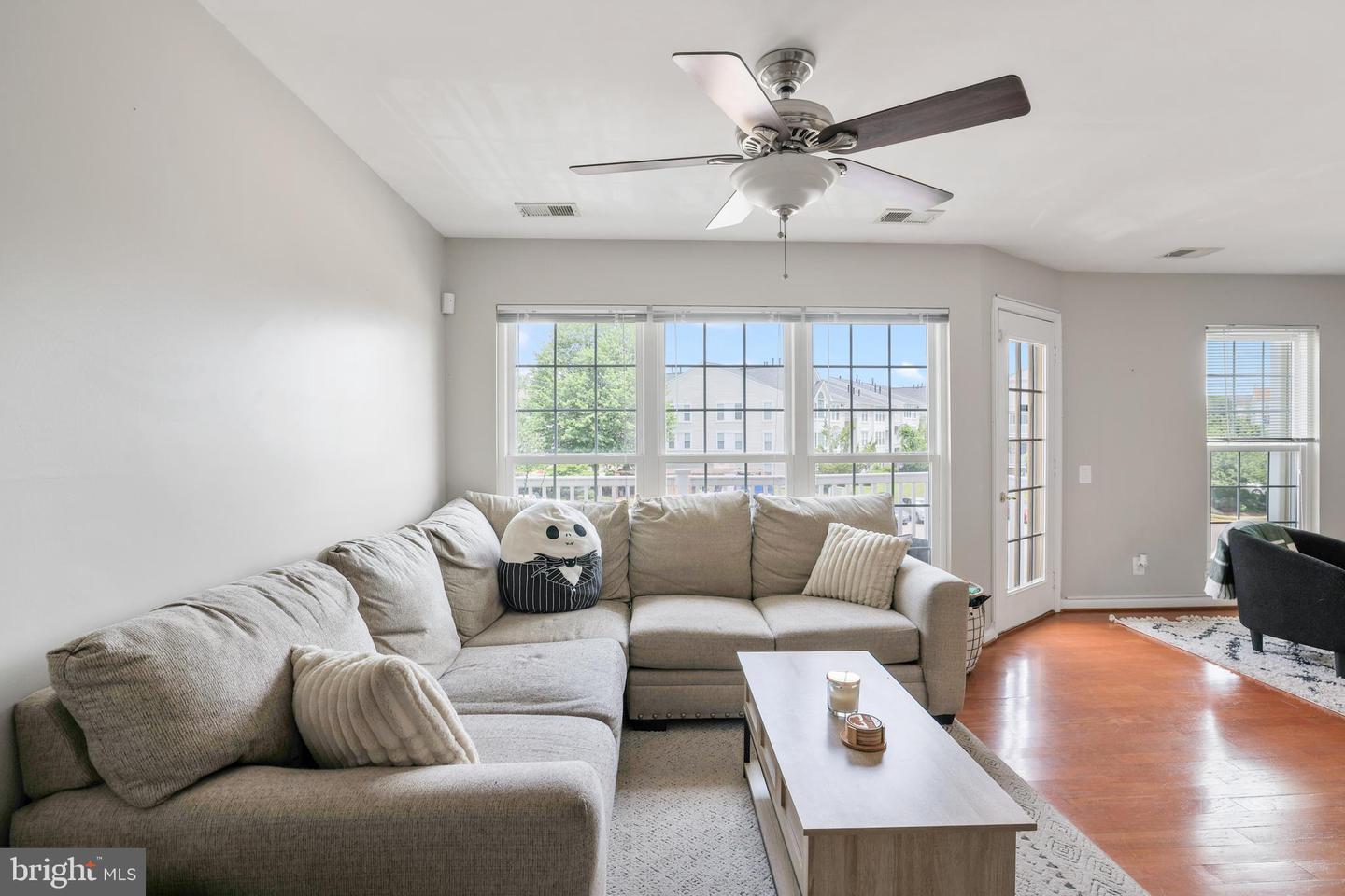 9230 CARDINAL FOREST LN #301, LORTON, Virginia 22079, 2 Bedrooms Bedrooms, ,1 BathroomBathrooms,Residential,For sale,9230 CARDINAL FOREST LN #301,VAFX2246804 MLS # VAFX2246804