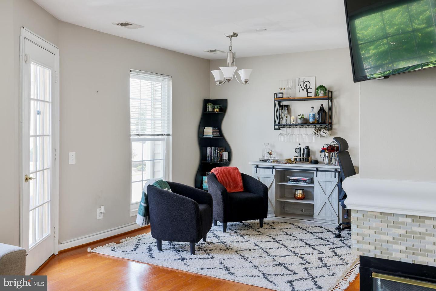 9230 CARDINAL FOREST LN #301, LORTON, Virginia 22079, 2 Bedrooms Bedrooms, ,1 BathroomBathrooms,Residential,For sale,9230 CARDINAL FOREST LN #301,VAFX2246804 MLS # VAFX2246804